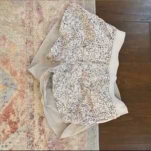 OUTDOOR VOICES SHORTS!